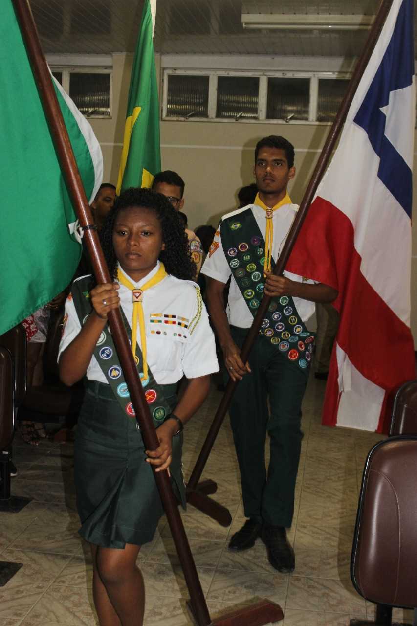 Diretores eleitos da Rede de Ensino tomam posse na Câmara de Vereadores